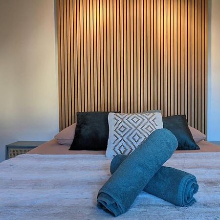 Appartement En Plein Coeur De Ванн Экстерьер фото