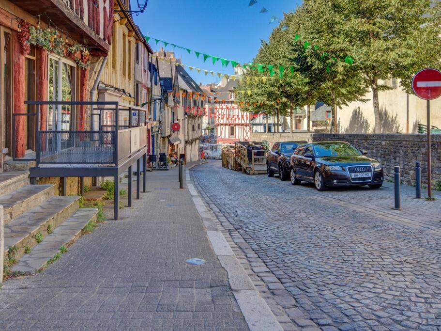 Appartement En Plein Coeur De Ванн Экстерьер фото